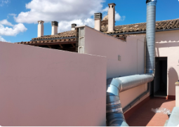 Instalación de conducto de ventilación en cubierta